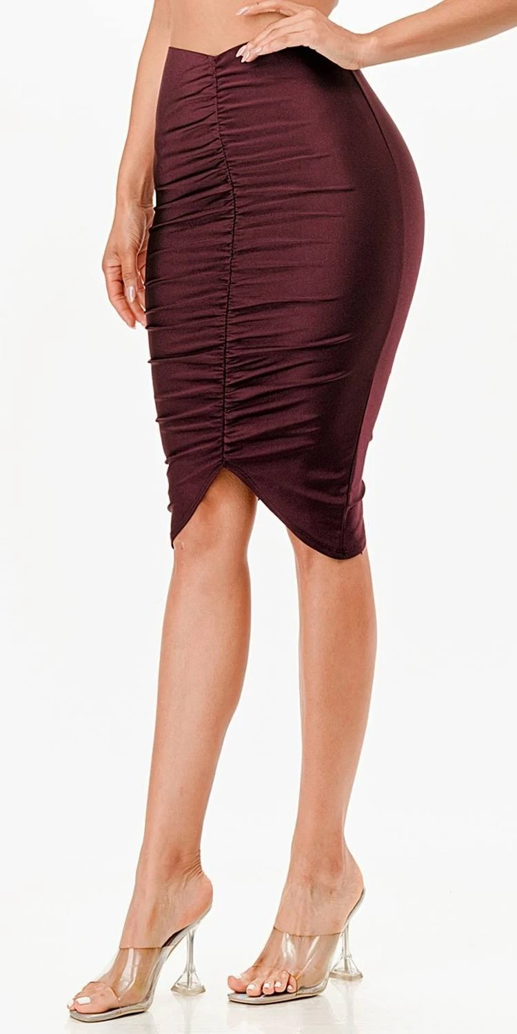La Scala 26033 Center Ruched Knee Length Shiny Tricot Skirt(La Scala 26033 Center Ruched Knee Length Shiny Tricot Skirt) 6 La Scala 26033 Center Ruched Knee Length Shiny Tricot Skirt(La Scala 26033 Center Ruched Knee Length Shiny Tricot Skirt) - Image 6