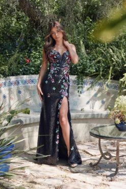 Juliet JT2909K Fitted Floral Embroidery And Sequin Prom Gown(Juliet Jt2909k Fitted Floral Embroidery And Sequin Prom Gown)