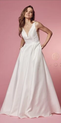 Nox Anabel E156W Long A-Line Dress V-Neck With Pockets(Nox Anabel E156 Long A Line Dress V Neck And Back With Pockets) -Discount Dress Shops E156W WHITE 18