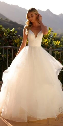 Nox Anabel JE997 Long Sleeveless Layered A-Line Wedding Gown(Nox Anabel Je997 Long Sleeveless Layered A Line Wedding Gown)