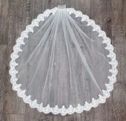 DeKlaire Bridal L202 Wedding Veil(Deklaire Bridal L202 Wedding Veil)