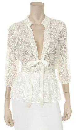 White Lace Top 3/4 Length Sleeve V Neck With Bow(White Lace Top 3 4 Length Sleeve V Neck With Bow)